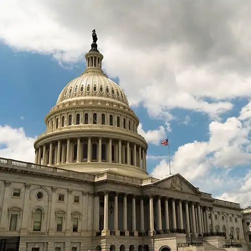 2021 Legislative Updates: New HR and Compliance Laws and Alerts