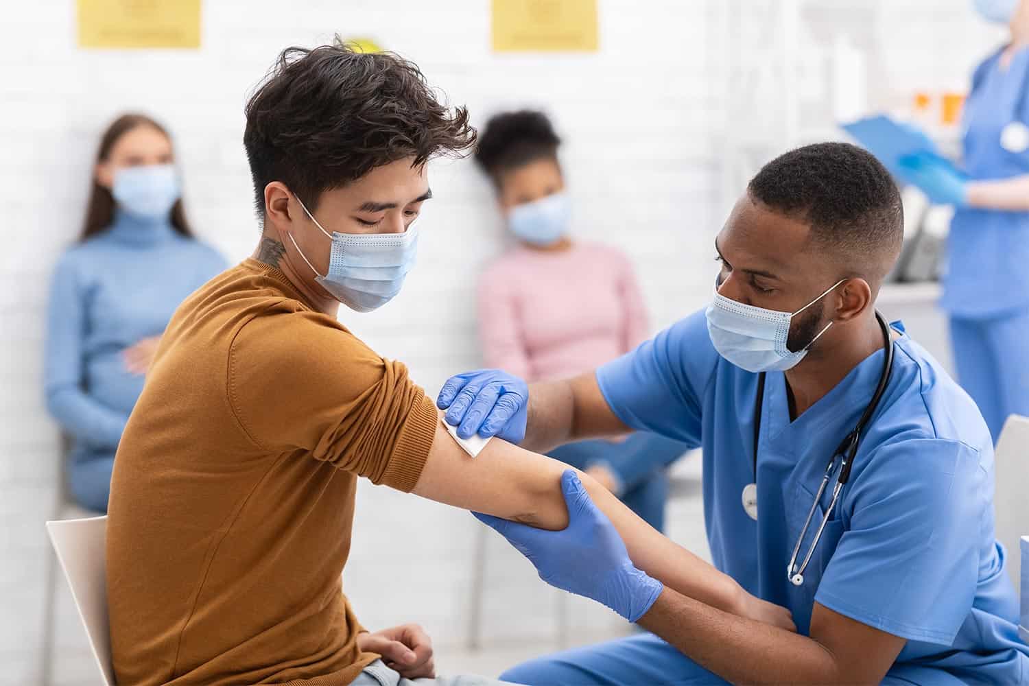 New COVID Vaccination Mandates: 3 Things Employers Must Know