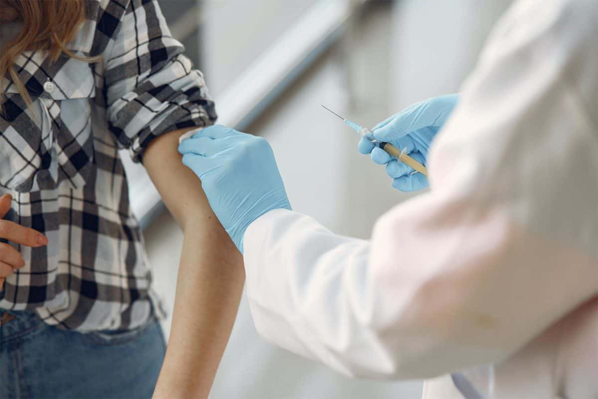 COVID Vaccine Mandates: 6 Considerations When Employees Can’t or Won’t Get Vaccinated