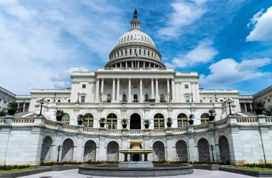 2022 Semiannual Legislative Update: HR Compliance and Employment Law